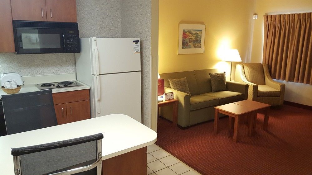 Mainstay Suites Wilmington - University Area Εξωτερικό φωτογραφία